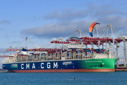 PREMIERE EN FRANCE : ESCALE DU CMA CGM « CHAMPS ELYSEES » A DUNKERQUE-PORT