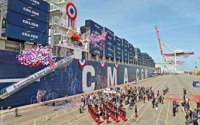 LE CMA CGM TITAN BAPTISÉ À DUNKERQUE